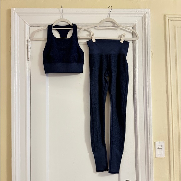 Navy Blue women’s Alo Alosoft set LIKE NEW sz XS - Picture 1 of 14